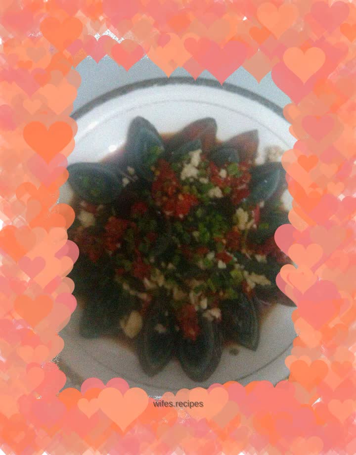 Chopped pepper and preserved eggs