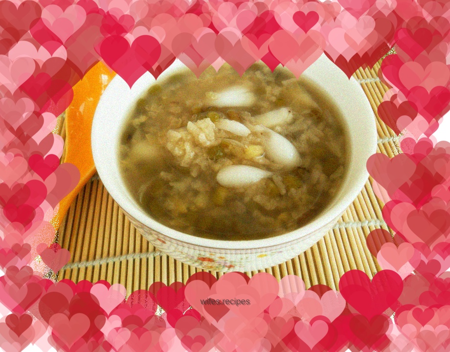 Lily Mung Bean Glutinous Rice Porridge