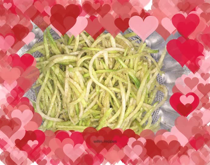 Refreshing shredded radish