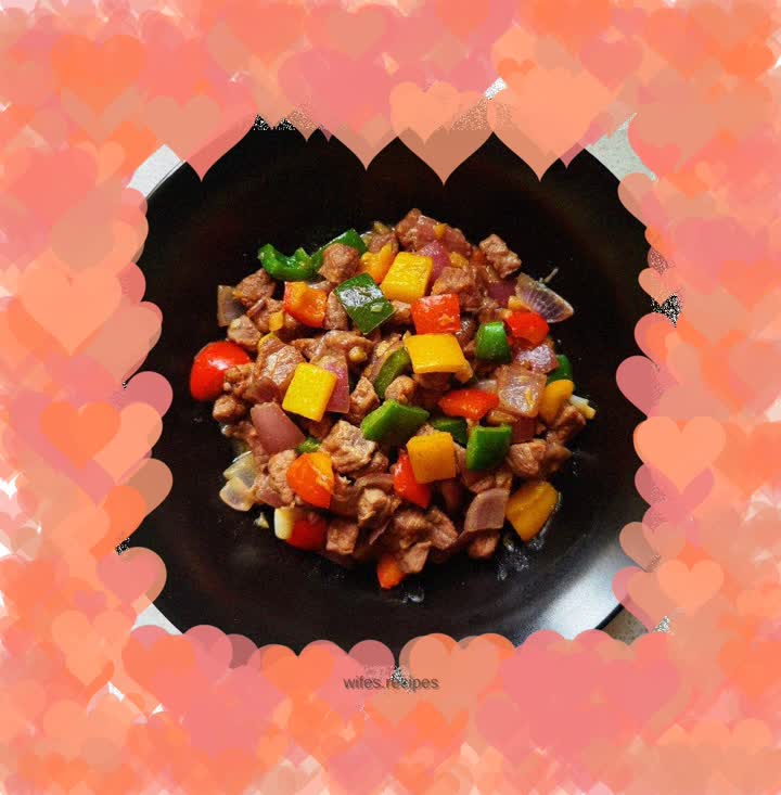 Diced Beef with Colorful Pepper
