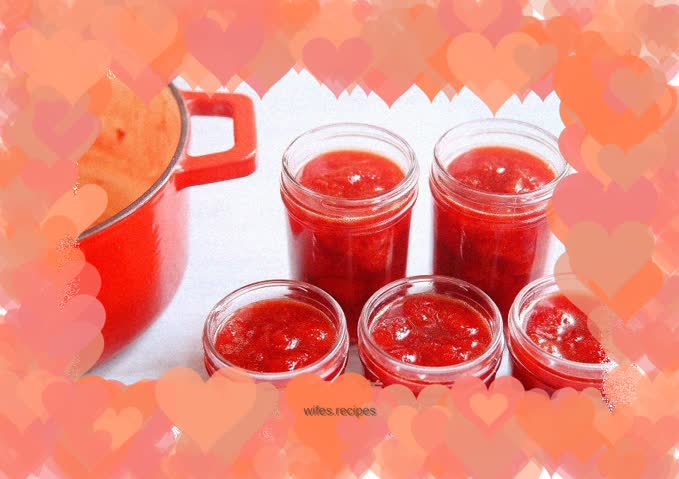 Sweet and delicious strawberry jam