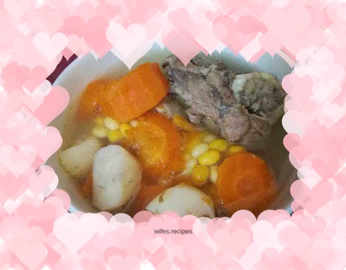 Corn and Carrot Bone Soup