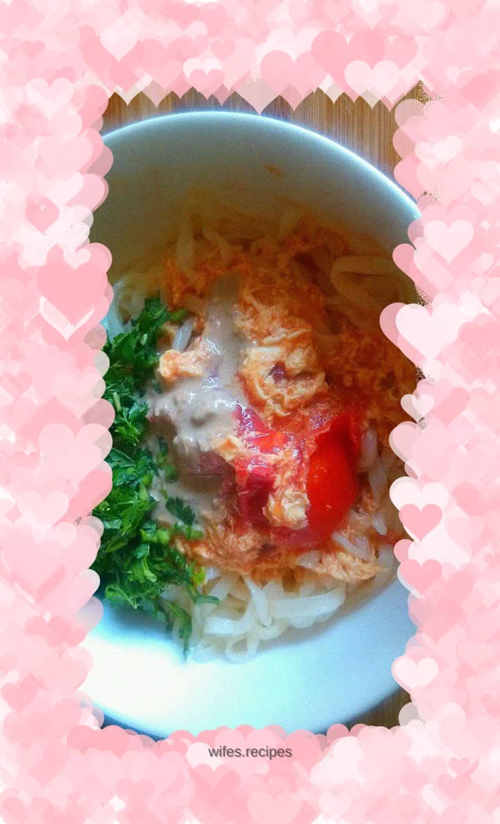 Tomato and egg noodles
