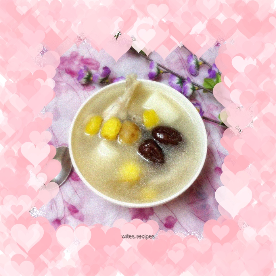 Autumn health care--chestnut chicken soup