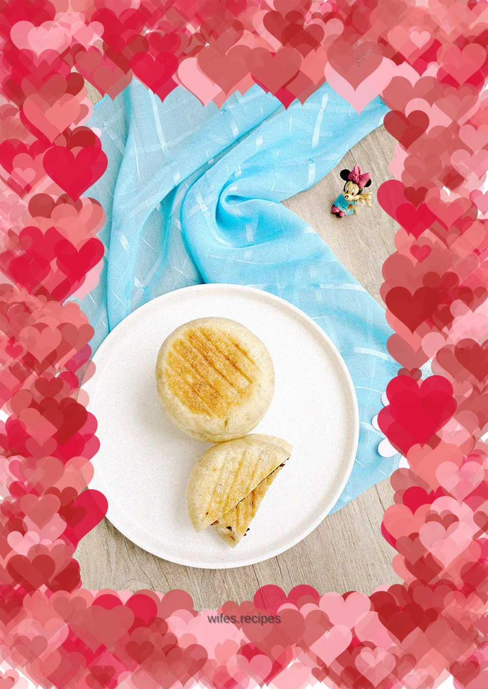 Sauce-flavored bacon, mushroom and oatmeal pie