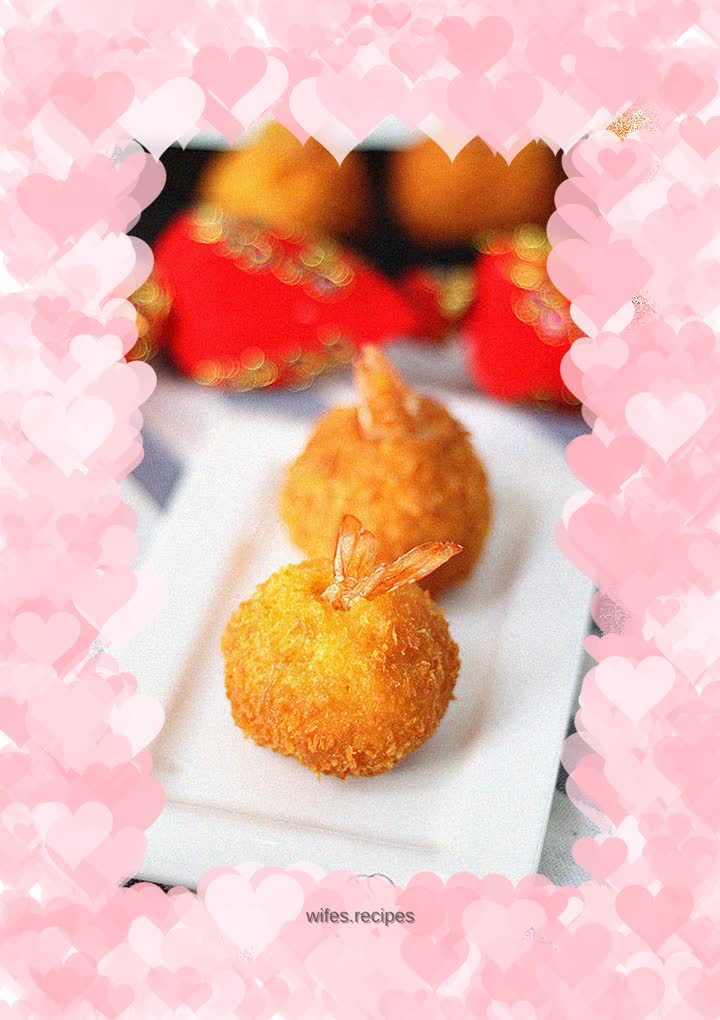 Springy golden shrimp balls with sesame seeds