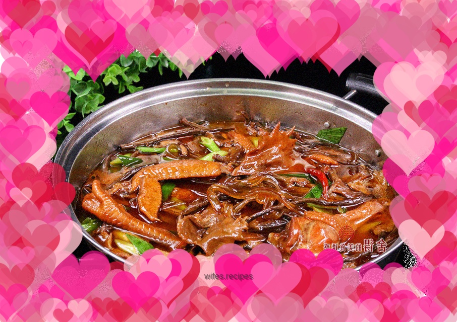 Chicken stewed with mushrooms