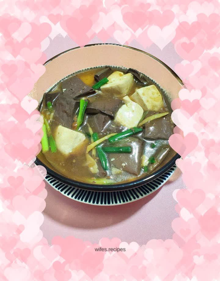 Duck blood tofu pot