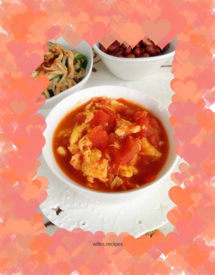 Scrambled eggs with tomatoes