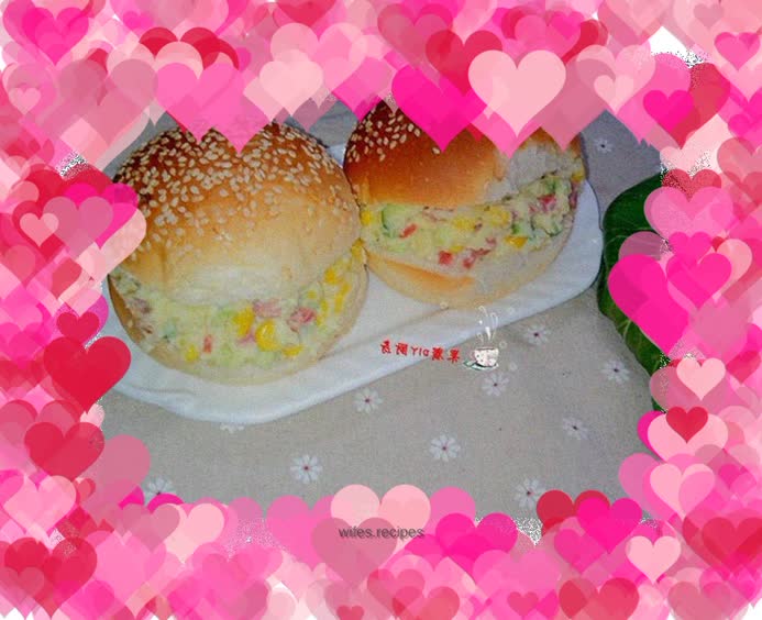 You can also eat mashed potatoes like this - corn mashed potato burger