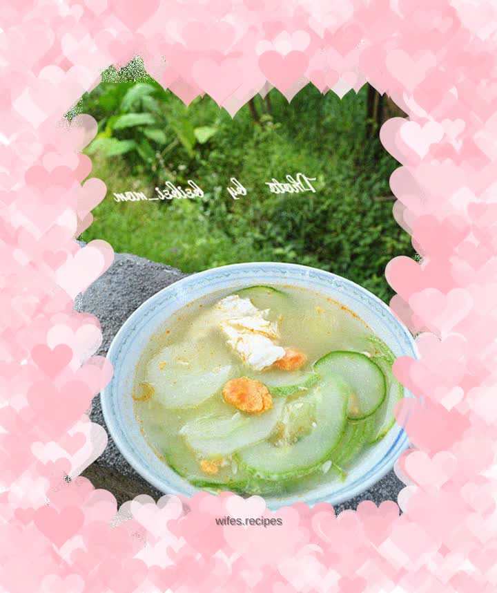 Cucumber and Salted Egg Soup