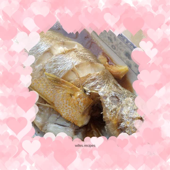 Five-minute microwave yellow croaker