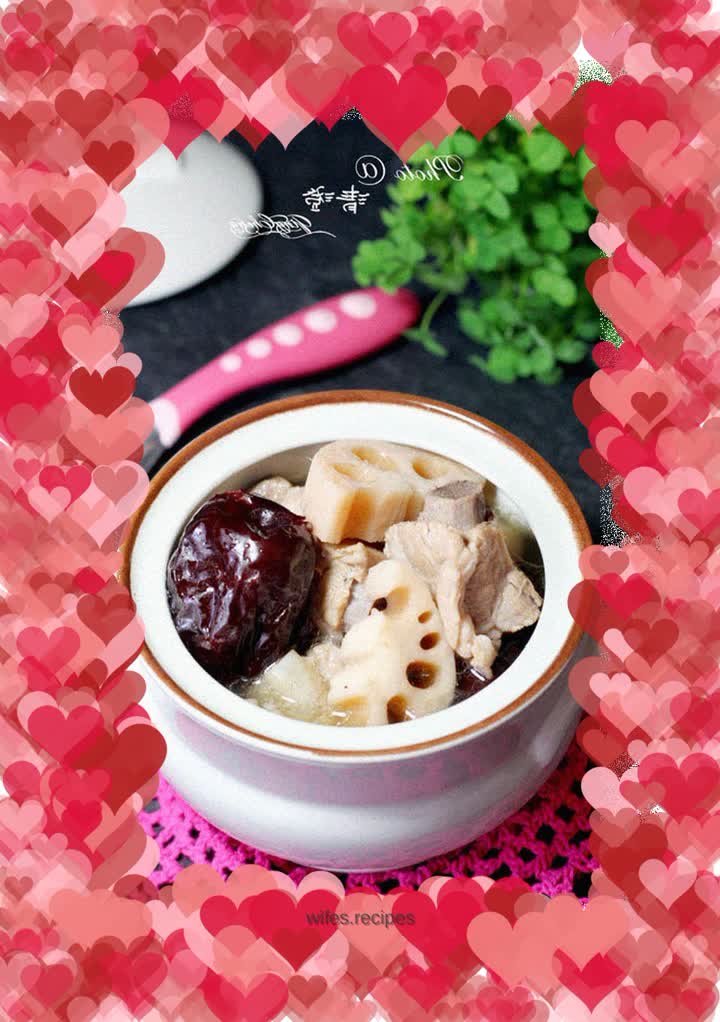 It’s the right time to supplement calcium and nourish your skin--Fresh Lotus Root, Red Dates and Pork Ribs Soup