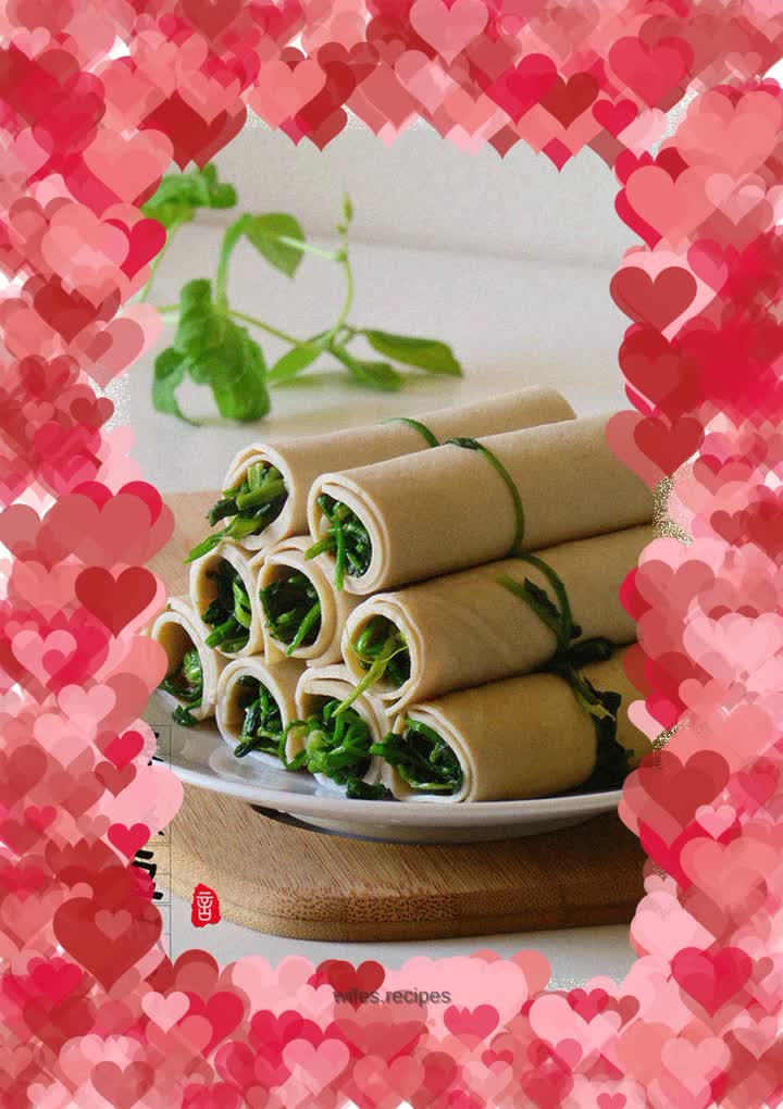 Shepherd's purse bean skin roll