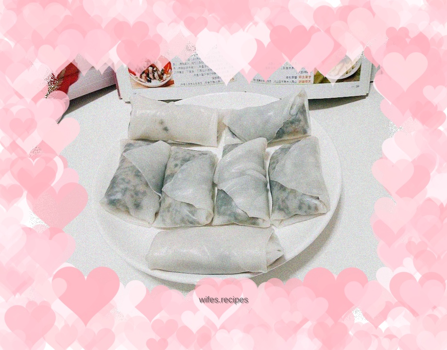 Minced pork and pickled vegetable dumplings