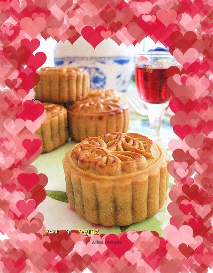 Cantaloupe stuffed mooncake