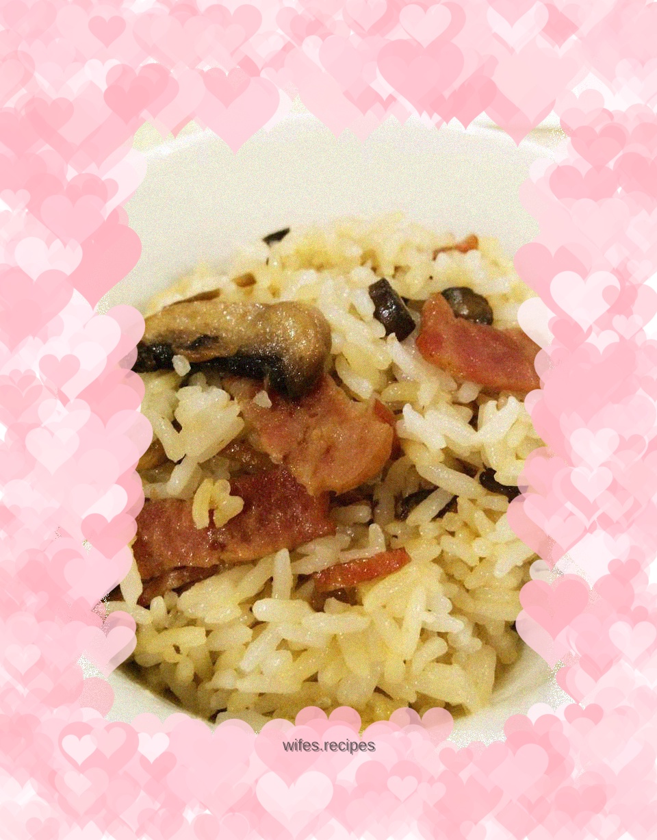 Quick dish for lazy people: rice cooker version of bacon and mushroom braised rice