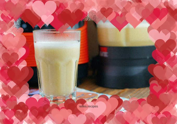 Lotus seed and longan rice milk