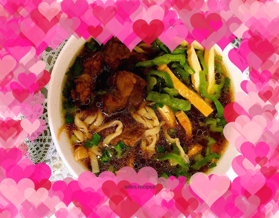 Zhenjiang Pot Noodles: Private House Beef Noodles