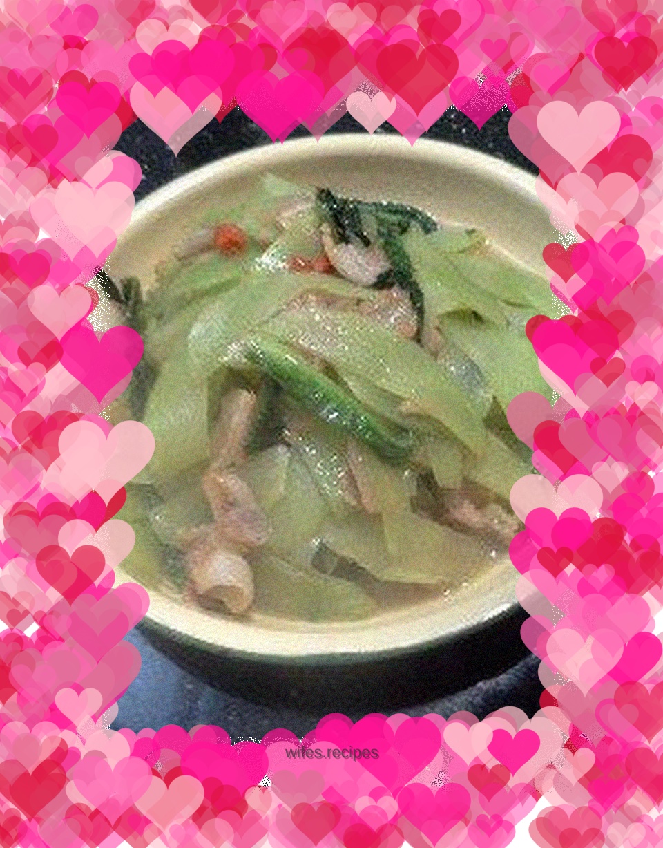 Stir-fried bacon with lettuce~~