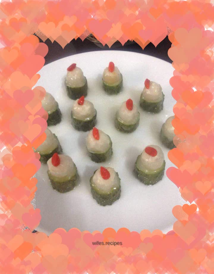 The imperial concubine takes a bath