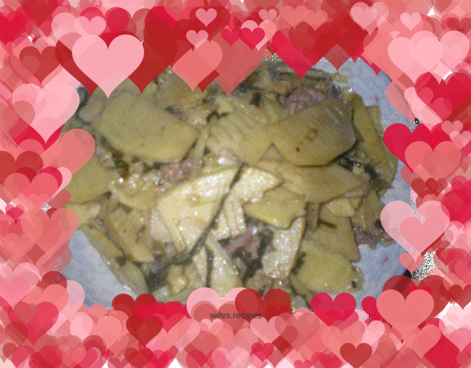 Stir-fried pork slices with pickled cabbage and winter bamboo shoots