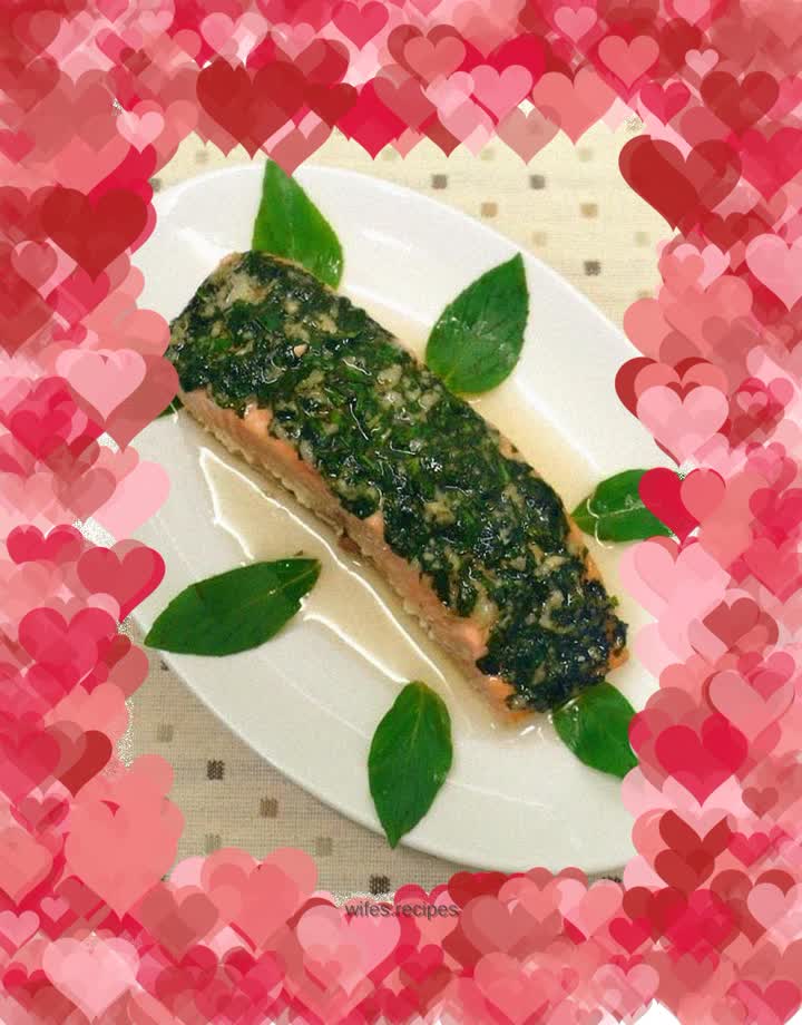 Salmon with pesto sauce "Paper-wrapped fish fillet 7"