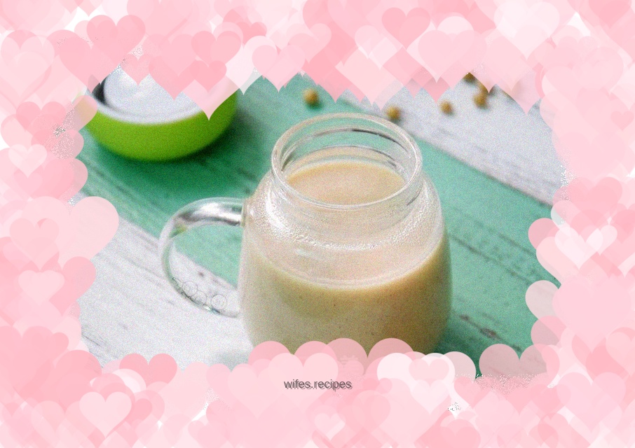 Red dates, barley and soy milk