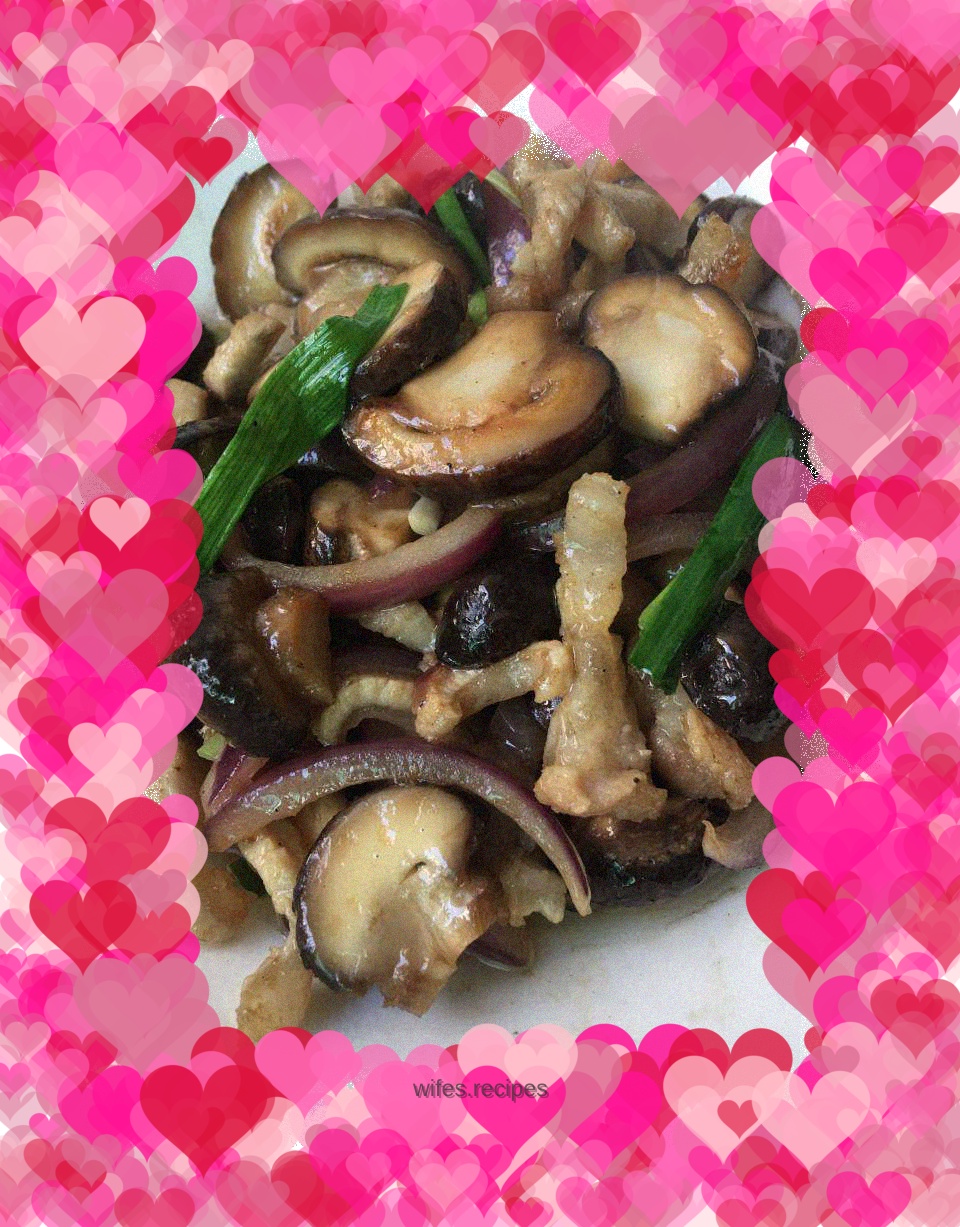 Stir-fried ribs with diced mushrooms