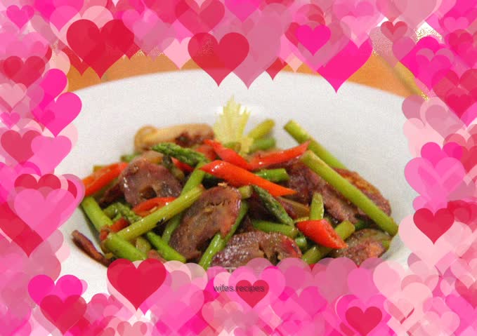 Fried Asparagus with Sausage