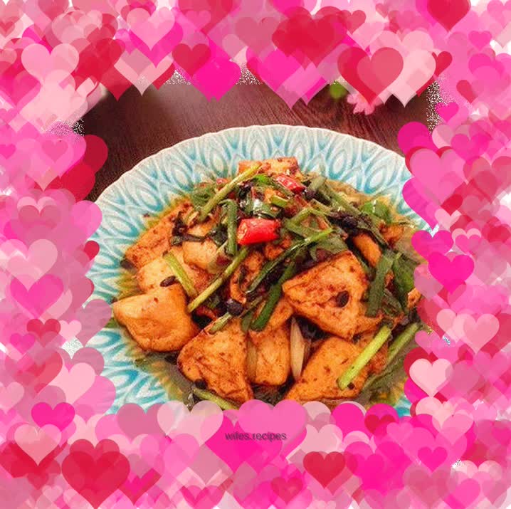 Stir-fried tofu with soy sauce