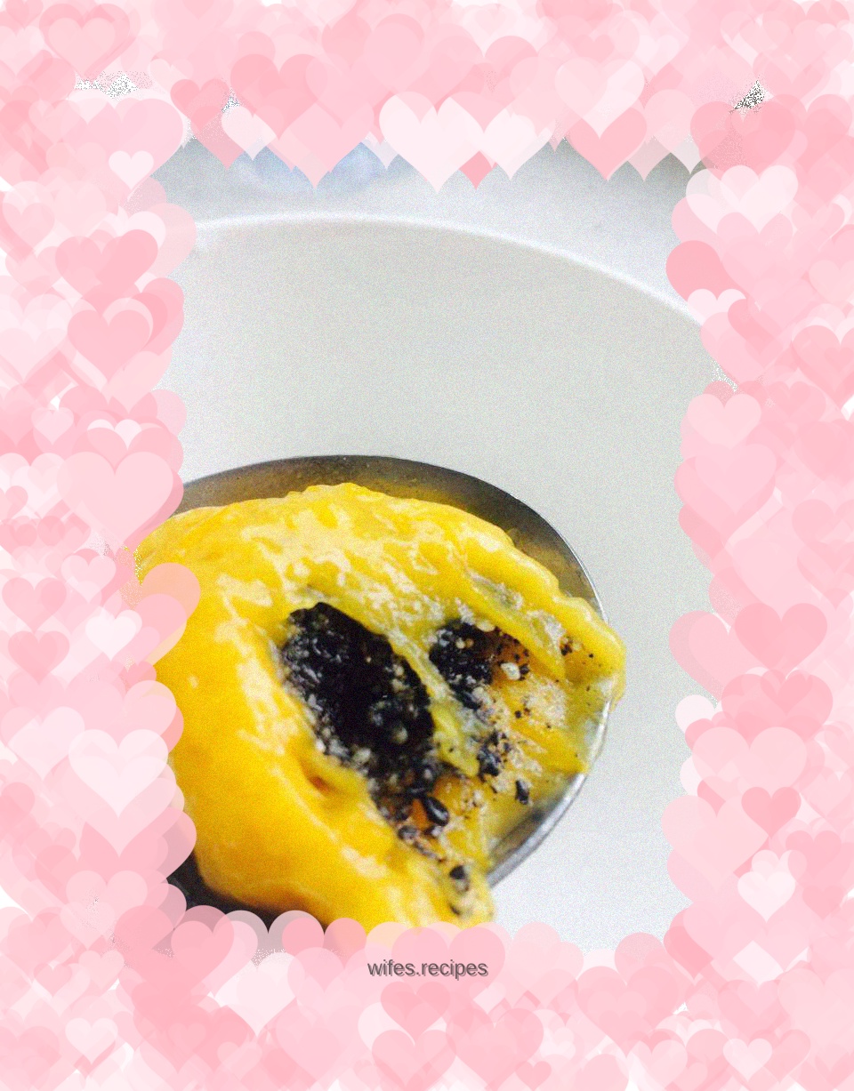 Black sesame pumpkin glutinous rice balls