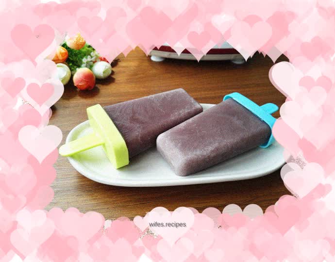 Red bean paste milk popsicle
