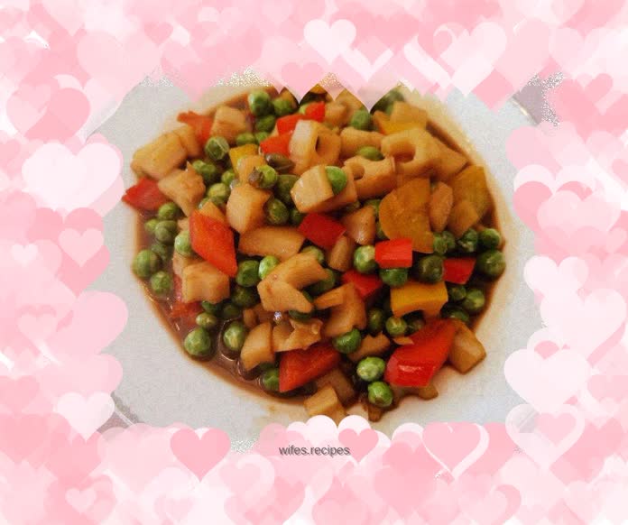 Stir-fried diced lotus root with sour and spicy peas