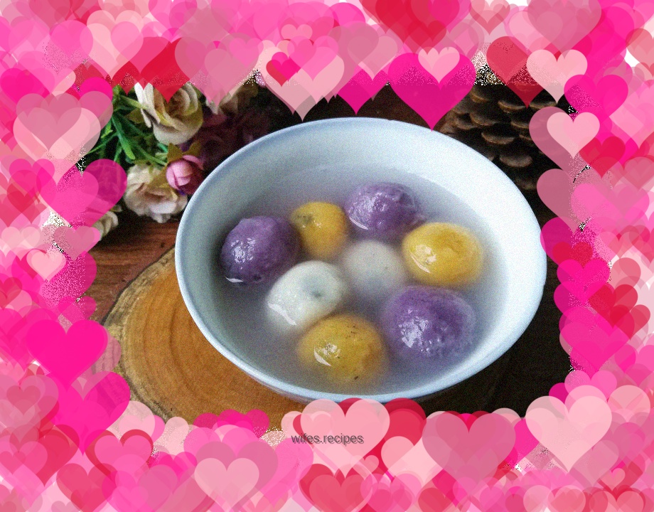 Colorful glutinous rice balls