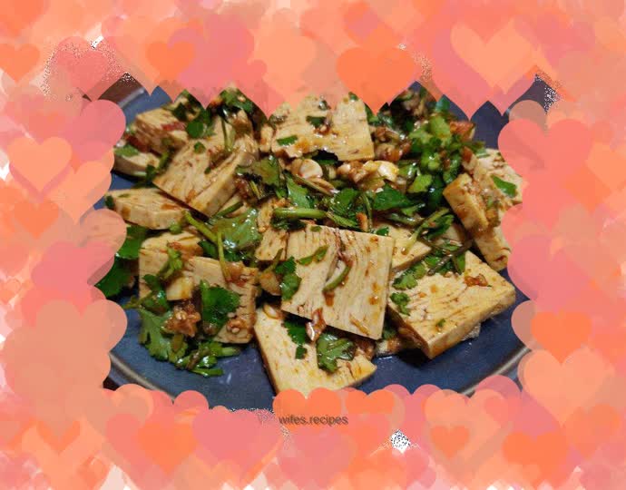 Spiced tofu mixed with coriander