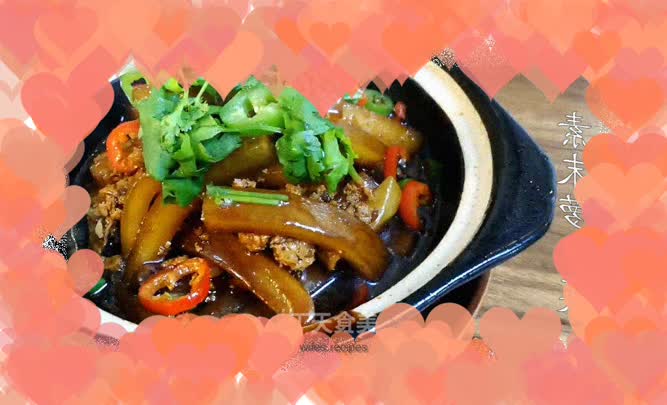 Stewed vegetarian radish strips in casserole