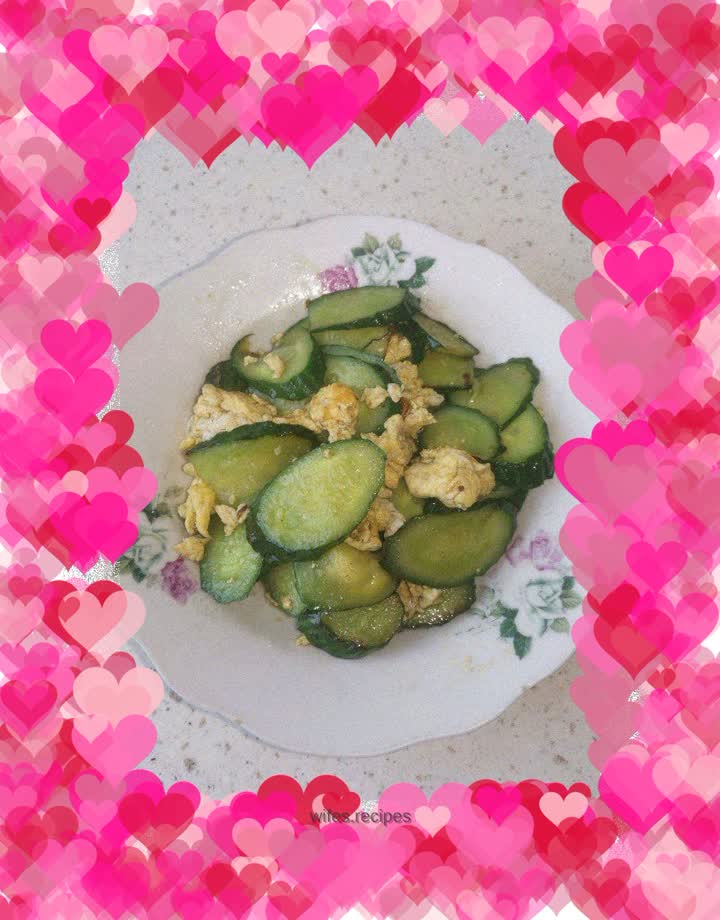 Cucumber scrambled eggs
