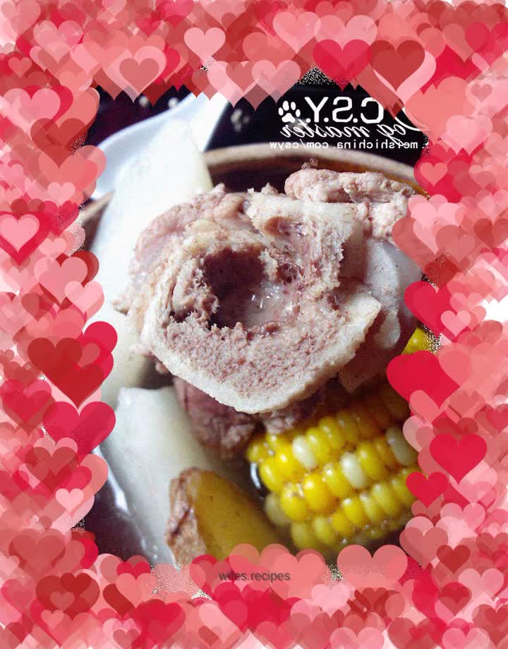 [Autumn, the attractive aroma of white radish] White radish and corn tube bone soup