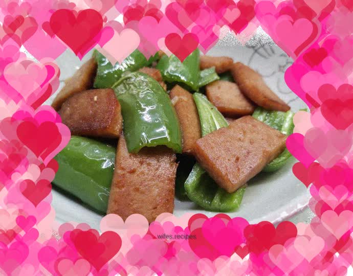 Stir-fried luncheon meat with green pepper