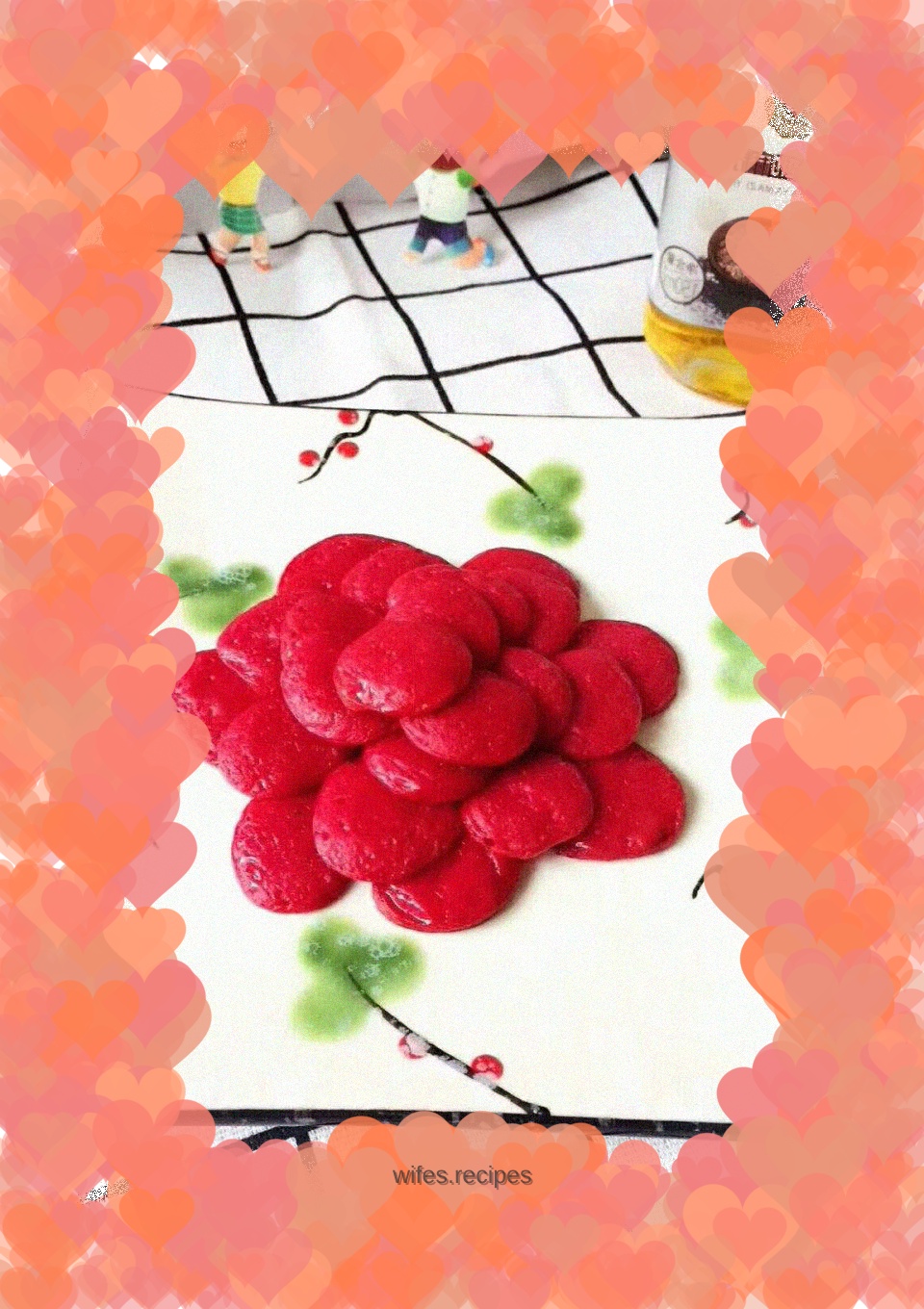 Dragon fruit egg yolk soft cake