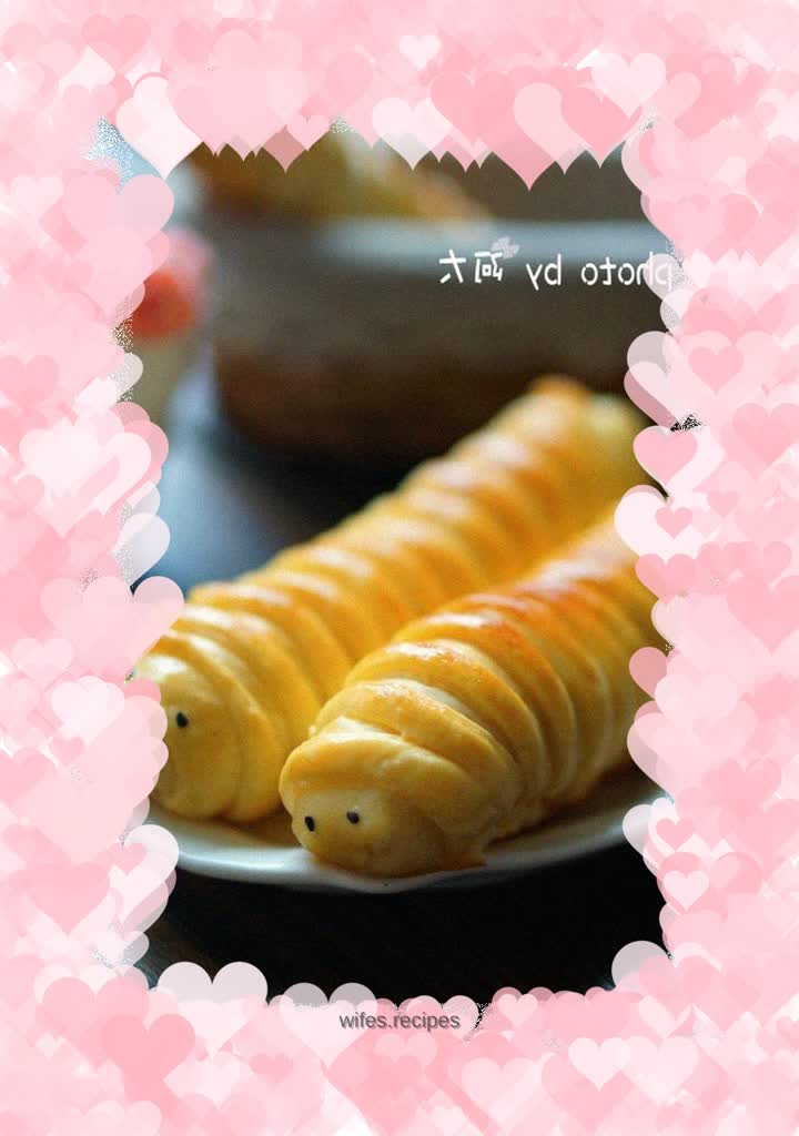 Black sesame caterpillar bread