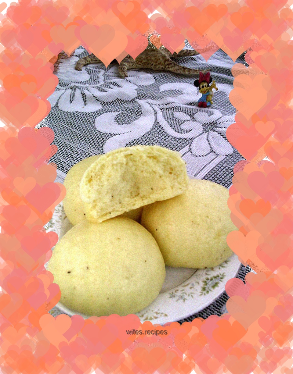 Milk and bean dregs steamed buns