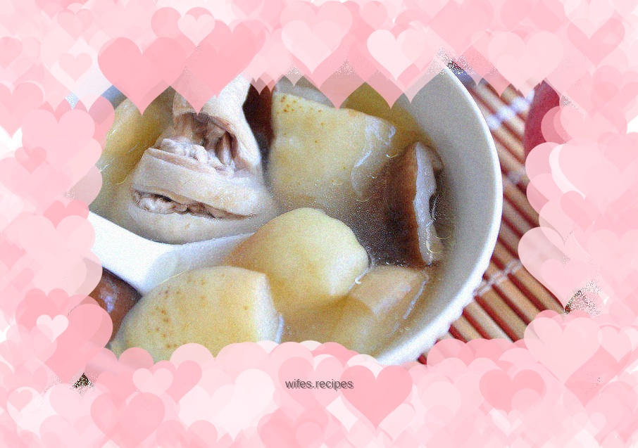 Peach and Shiitake Mushroom Chicken Soup
