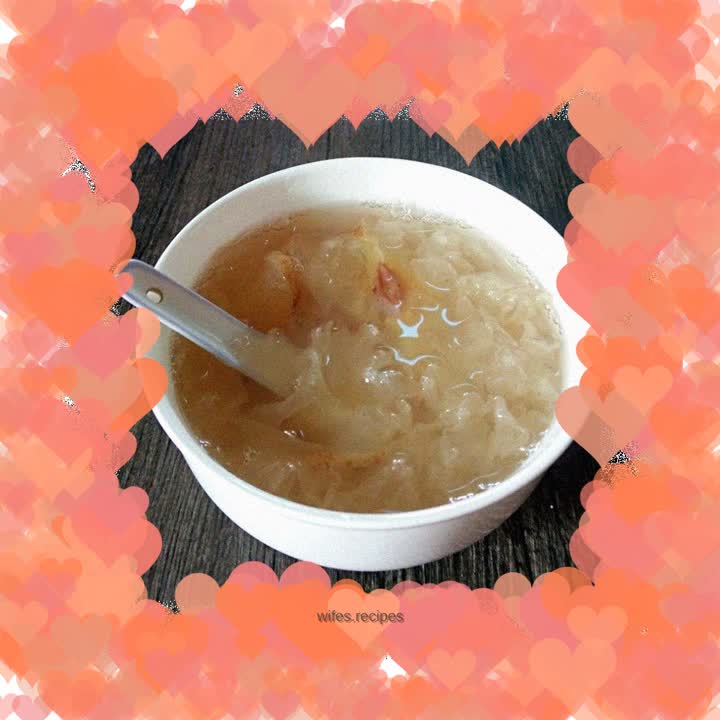 Tremella and snow pear syrup