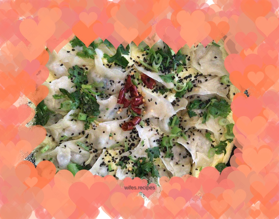 Omelette dumplings stuffed with celery and eggs