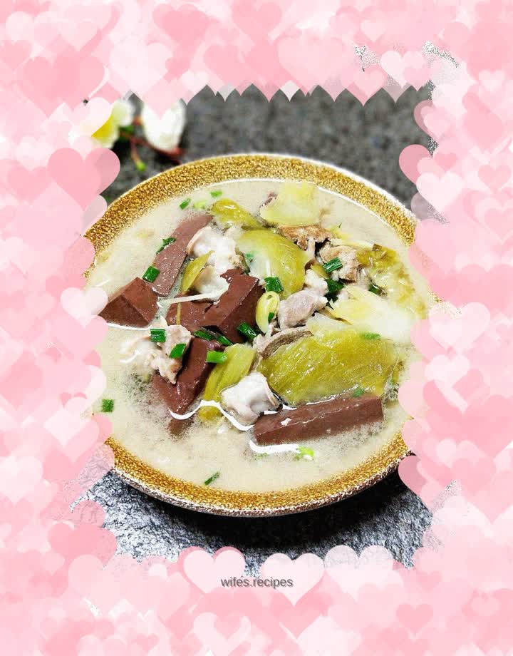 Sauerkraut and pork offal soup