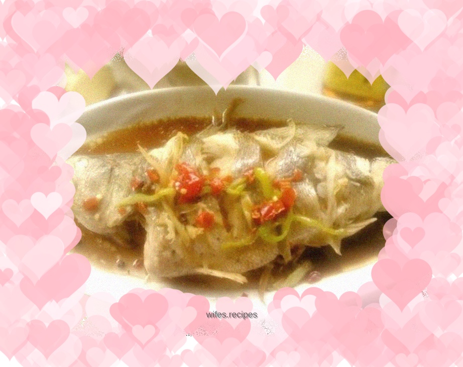 Simple and delicious---Steamed sea bass