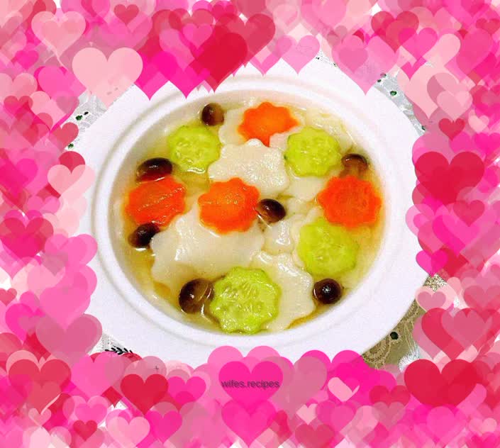 Seasonal vegetable noodle soup