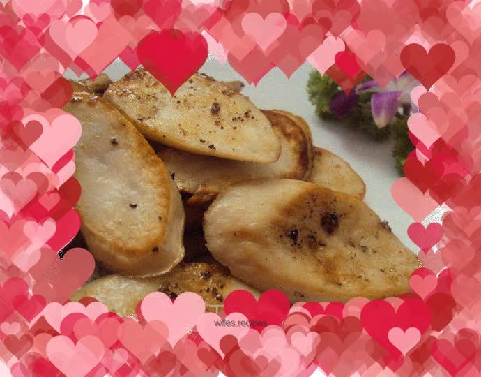 Pan-fried king oyster mushrooms with black pepper